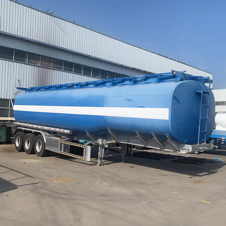 3 Axles Carbon Steel Chemical Tank Truck Trailer - Image 3