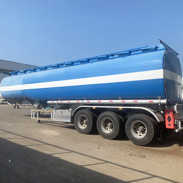 3 Axles Carbon Steel Chemical Tank Truck Trailer - Image 4