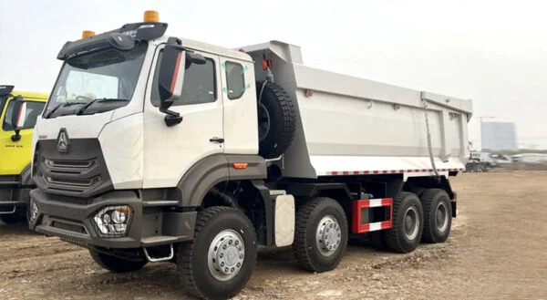 Howo NX 8X4 Dump Truck - Image 4