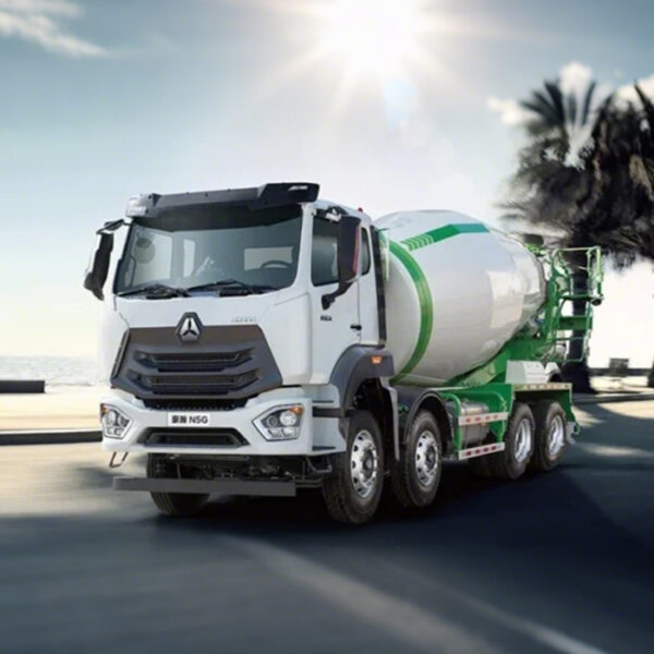 Howo Mixer Truck NX 8X4